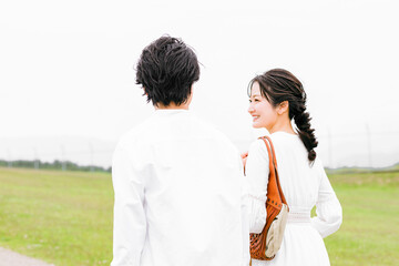 新婚旅行・ハネムーン・旅する恋人・カップル・夫婦のイメージ
