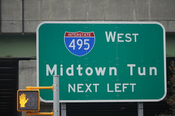 495 interstate highway  sign