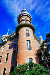 Obraz premium Tampa, Florida USA - Jan 03, 2024: the Building of University of Tampa, a medium-sized private university offering more than 200 programs of study, located at Tampa Downtown