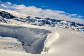 Winterlandschaft am Krippenstein mit Blick zum Dachstein
