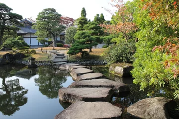 Poster de jardin 3D Autumn leaves and pond in the Garden of the Lord's Residence in Koko-en Garden, Himeji, Japan  © HanzoPhoto
