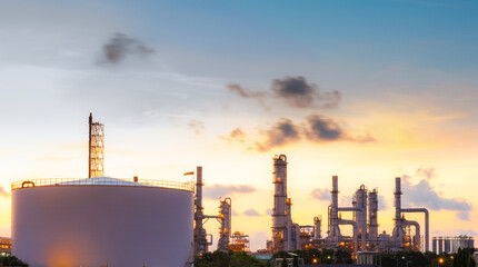 Oil refineries and the petroleum industry are four important industries to the global economy