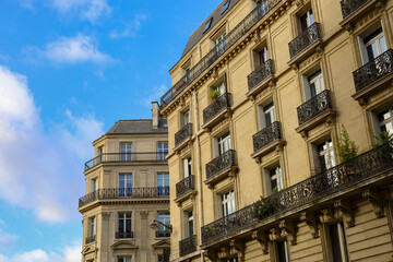 real estate , haussmannian architecture in Paris  Srobonne univerity