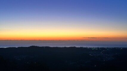 朝焼け　夕焼け