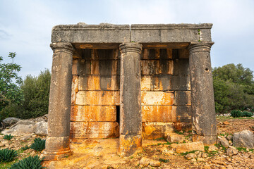 Naklejka premium Amazing views from Kanlıdivane (ancient Canytelis), which is an ancient city situated around a big sinkhole in Mersin, Turkey.