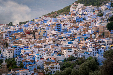 Fototapeta na wymiar モロッコの青い街シェフシャウエンの夕暮れの風景