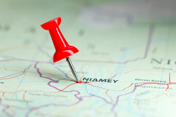 Niamey, Niger pin on map - obrazy, fototapety, plakaty