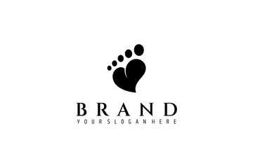 Foot sole logo design with love heart symbol concept flat vector style - obrazy, fototapety, plakaty