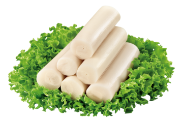 palmito acompanhado de folhas de alface isolado em fundo transparente 