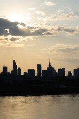 Panorama Warszawy od strony rzeki Wisła - obrazy, fototapety, plakaty
