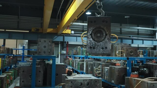 power hoist working in warehouse