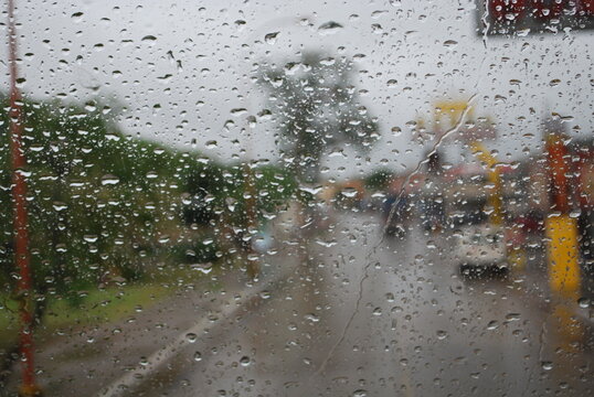 ventana lluvia ciudad