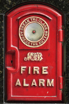 Red painted, cast iron fire alarm box from the 1900s of the MFB-Metropolitan Fire Brigade. Melbourne-Australia-981