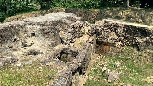 Ballal bati are the ruins of a small mosque that was the capital of the muslim nawabs of bengal in the 13th to 16th centuries in gaur, west bengal, India.