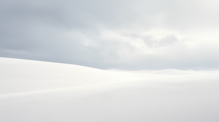Fototapeta na wymiar Paisaje nevado con cielo azul y cubierto de nieve