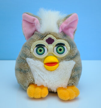 Retro Nostalgia vintage collectable Furby electronic robotic toy by Tiger Electronics