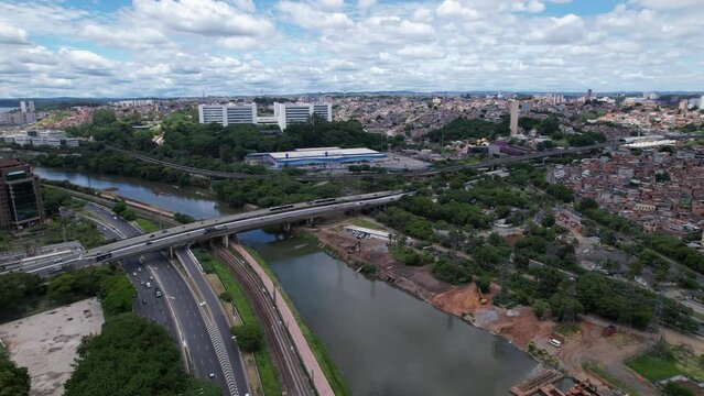 Aerial view of the Jo&atilde;o Dias bridge on Marginal Pinheiros, in S&atilde;o Paulo, SP, Brazil.