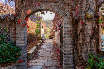 Fototapeta na wymiar The Great Wall of China, Water Town, autumn