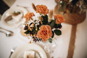 closeup of a floral wedding arrangemant