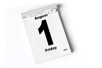1 . August 2025
