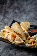tacos de camaron con queso
