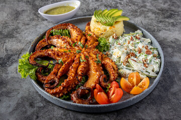 pulpo zarandeado