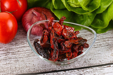 Dry tomato in olive oil