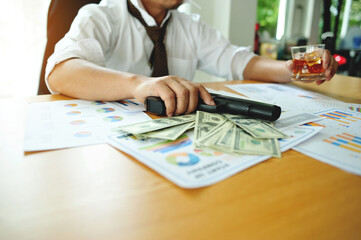 Businessman with financial problems Stressful gambling addicts are experiencing financial problems...