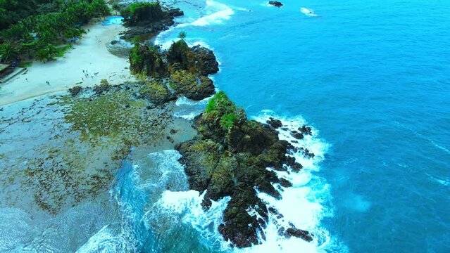 Anyao Island, Cemento Zabali Baler Aurora