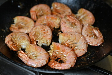 ready fried king prawns, cooking king prawn tails