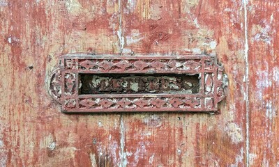 ARLES (Bouches-du-Rhône)