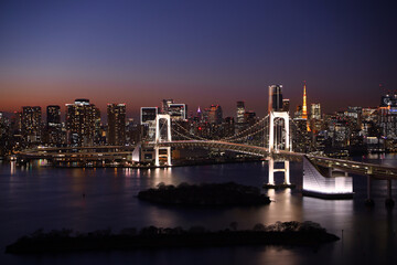 お台場から見たレインボーブリッジと夜景