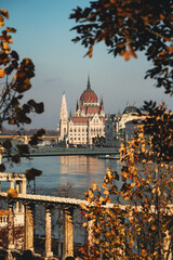 Naklejka premium hungarian parliament building