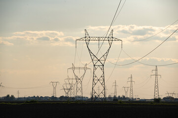 high-voltage pylons, high-intensity power transmission, power transmission pylons