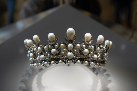 20.04.2023 Paris, France. King Crown jewels in Louvre, Paris, France. Louvre jewelry
