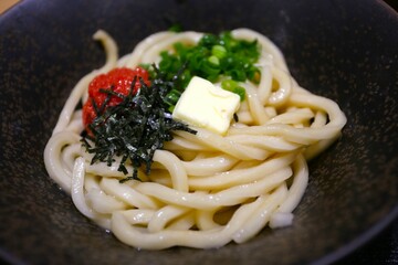 明太バターうどん