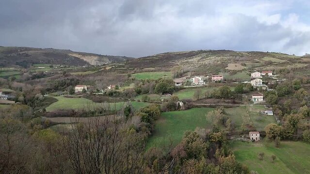 Frosolone - Panorama da un vicolo di Corso Zampini
