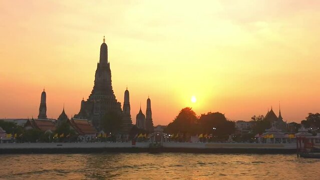 Bangkok, Thailand - January 6 2024: Wat Arun - Temple of the Dawn is a Buddhist temple had existed since the time of the Ayutthaya Kingdom