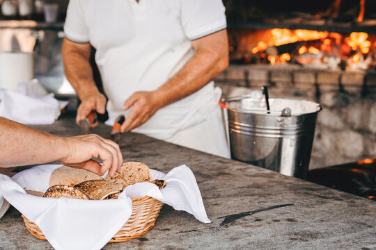 panigaccio, pane tradizionale della Lunigiana, Massa Carrara