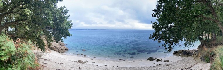 sur le chemin côtier de Cap-Coz à Fouesnant en Finistère Cornouaille Bretagne France	