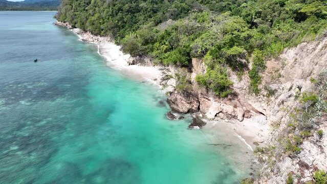 Capturing the Coastal Splendor: Stunning Photos of Playa Quesera, Costa Rica's Serene Seaside Beauty