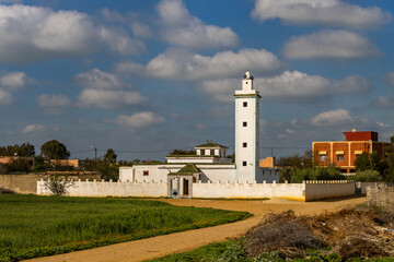 Fototapeta na wymiar Mosque in the city of Sidi Qassem. Morocco.