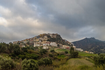 Fototapeta na wymiar Moulay Idriss is a town in northern Morocco, spread over two hills at the base of Mount Zerhoun.