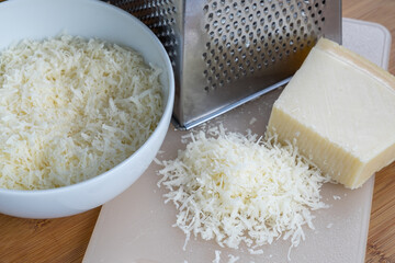 Queso parmesano rallado