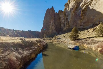 Smith Rock River in the mountains