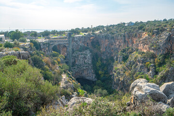 Fototapeta premium Cennet and Cehennem (English: heaven and hell) are the names of two large sinkholes in the Taurus Mountains, in Mersin Province, Turkey. The sinkholes are among the tourist attractions of the province