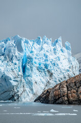 The imposing Perito Moreno glacier in Argentine Patagonia - obrazy, fototapety, plakaty