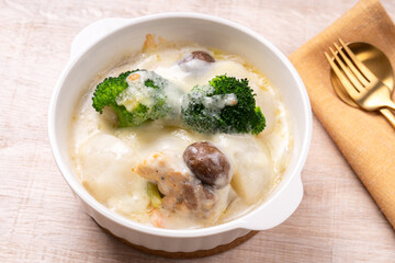 かぶと鶏のグラタン