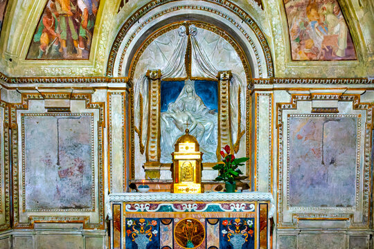 Santa Croce in Gerusalemme.