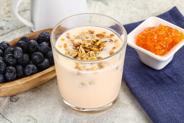 Yoghurt with granola and blueberry